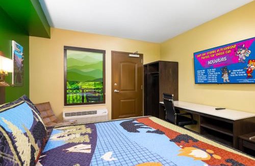 Pigeon Forge Hotel | Country Cascades Waterpark Resort