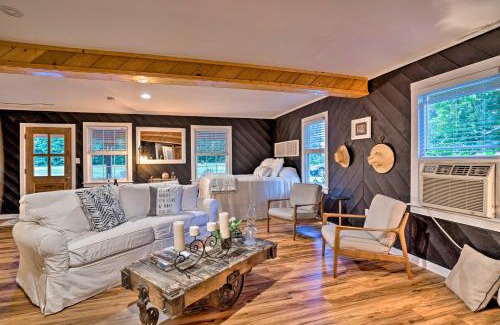 Waxhaw Apartment | Country-Chic Studio with Pool and Stable Access!