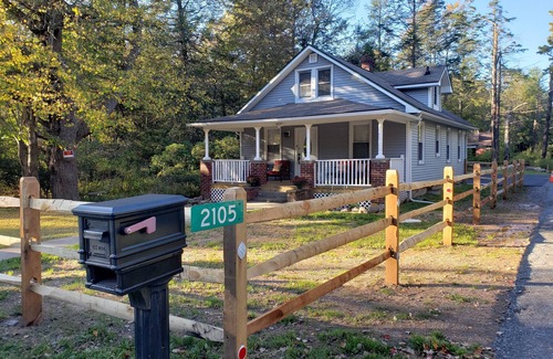 Pocono Pines House | ⭐ Country Cottage, Heart of the Poconos! Game room & Hot Tub
