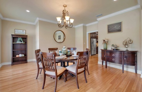 Havana House | Country Estate on private 6 acres. 5bed/6bath w/Movie Room and Pool Table