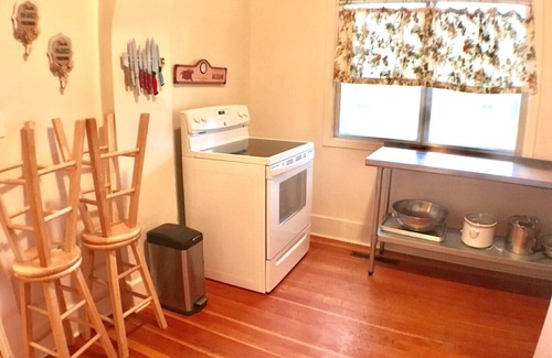 Burley House | Country home 15 min to Snake River, 25 min to ski.