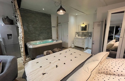 Vauvenargues Other | Country house in a haven of peace 12 min from Aix-en-Provence