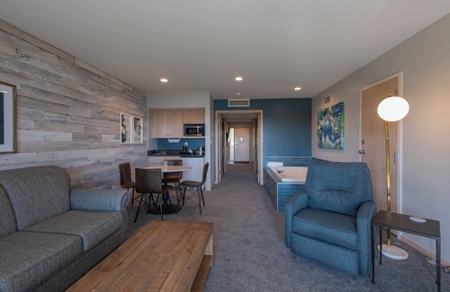 Sister Bay Hotel | Country House Resort