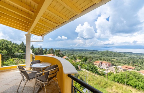 Melikia Villa | Country House 'Villa Marafen' with Private Pool, Wi-Fi and Air Conditioning