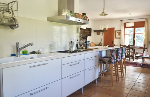 Beceite Ski Chalet | Country house with panoramic terrace over the lake in the mountains of Aragon