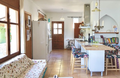 Beceite Ski Chalet | Country house with panoramic terrace over the lake in the mountains of Aragon