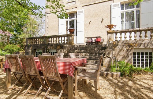 Brouchaud House | Country house with private pool and views