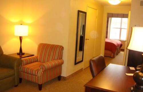Norcross Hotel | Country Inn & Suites by Radisson, Norcross, GA