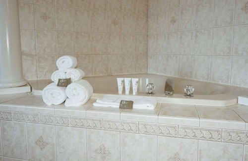 Carolina Forest Hotel | Country Inn & Suites by Radisson, Myrtle Beach, SC