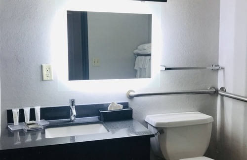 Warner Robins Hotel | Country Inn & Suites by Radisson, Warner Robins, GA