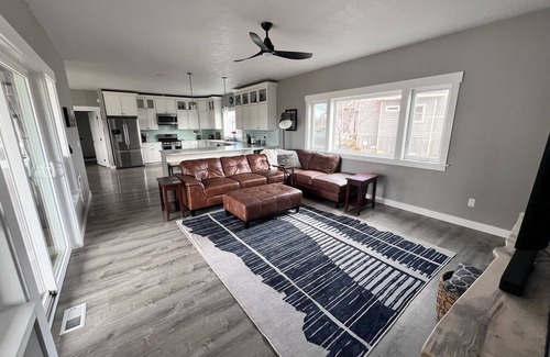 Moscow House | Country Living and Views; Full RV hookup available