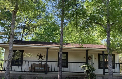 Oxford House | Country Quaint