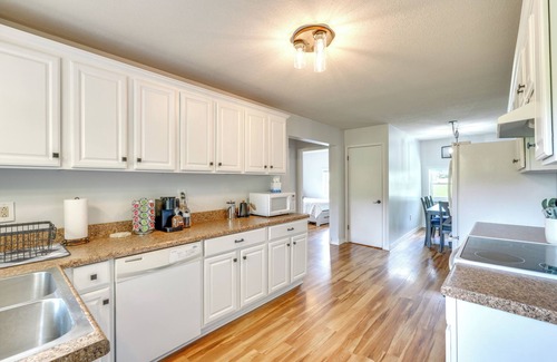 Greeneville House | Countryside Hideaway in Greeneville w/Fire Pit!