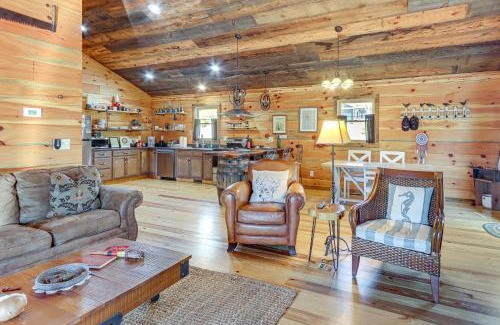 Blue Ridge House | Couples Retreat Mtn-View Cabin in Blue Ridge!