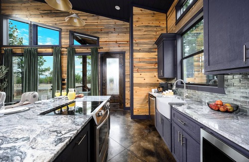 Pickens Cabin | Couples Retreat: Sauna, Massage Chairs, Hot Tub