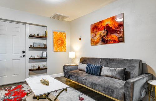 El Paso Apartment | Couples Retreat with Grill Near El Paso Zoo!