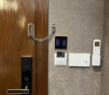 Fatehjang Hotel | Courteous Hotel
