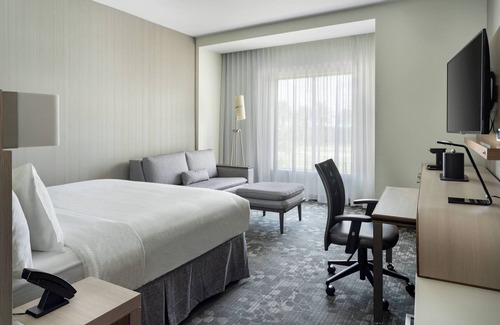 Port Saint Lucie Hotel | Courtyard by Marriott Port St. Lucie Tradition