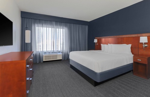 Austin Hotel | Courtyard by Marriott Austin Airport