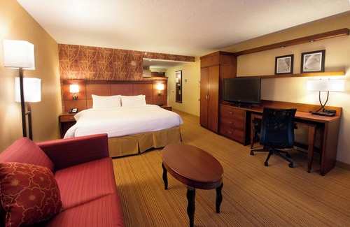 North Canton Hotel | Courtyard by Marriott Canton