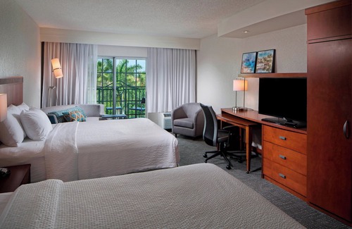 Dania Beach Hotel | Courtyard by Marriott Fort Lauderdale Airport & Cruise Port