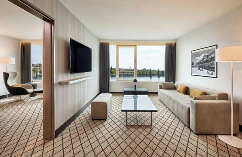 Mitte Hotel | Courtyard by Marriott Hannover Maschsee