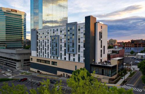 Downtown Knoxville Hotel | Courtyard by Marriott Knoxville Downtown