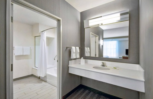 Green Hills Hotel | Courtyard by Marriott Nashville Green Hills