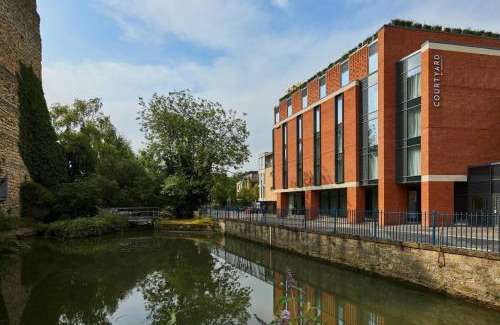 Oxford City Centre Hotel | Courtyard by Marriott Oxford City Centre