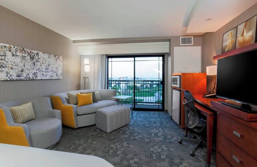 Naval Training Center Hotel | Courtyard by Marriott San Diego Airport/Liberty Station