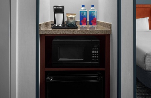 Valencia Hotel | Courtyard by Marriott Santa Clarita Valencia
