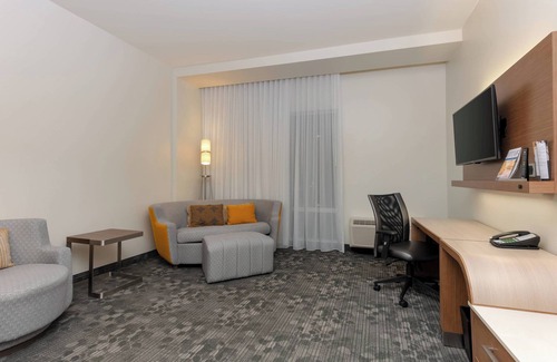 Pooler Hotel | Courtyard by Marriott Savannah Airport