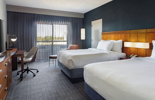 Tampa Hotel | Courtyard by Marriott Tampa Westshore/Airport