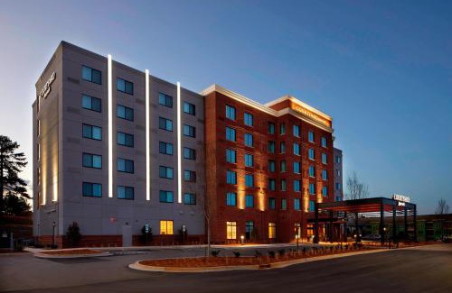 Fort Mill Hotel | Courtyard Charlotte Fort Mill, SC