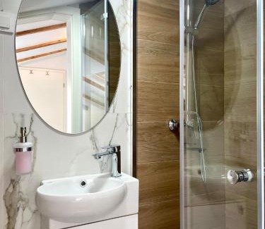 Zagreb Hotel | Courtyard En Suite URBAN STAY