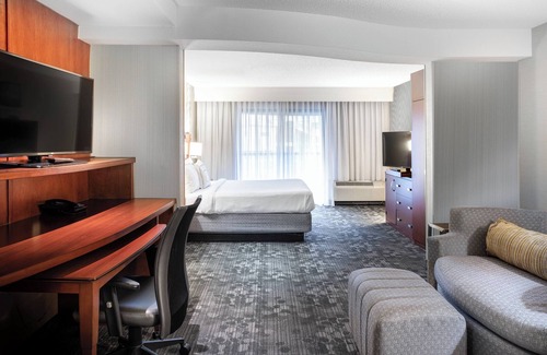 Denton Hotel | Courtyard Marriott Denton