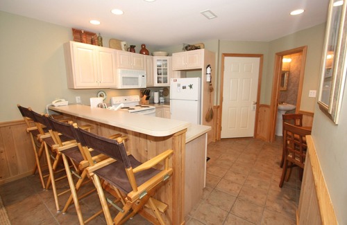 Ocracoke Bed & Breakfast | Courtyard Villas on Silver Lake Harbor