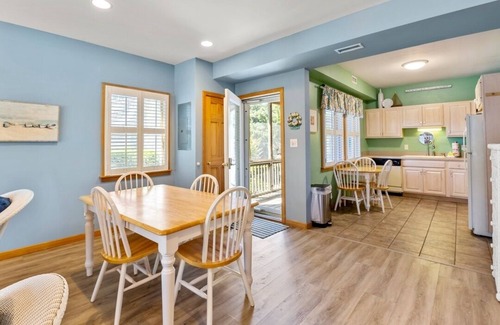 Ocracoke Bed & Breakfast | Courtyard Villas on Silver Lake Harbor