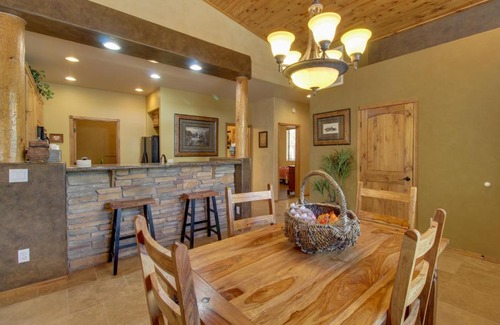 Torreon Villa | Covered Deck Cozy Show Low Villa in Torreon!