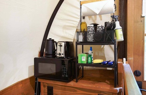 Strasburg RV Rental | Covered Wagon Camping with Valley View, Sleeps 4
