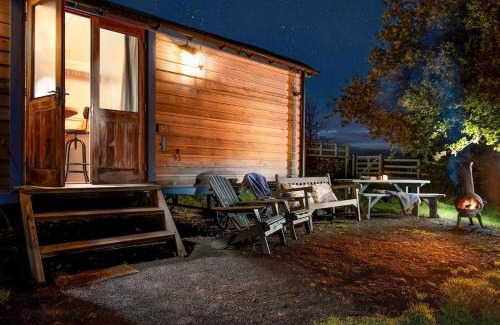 Bowsden House | Cow Parsley Shepherd's Hut