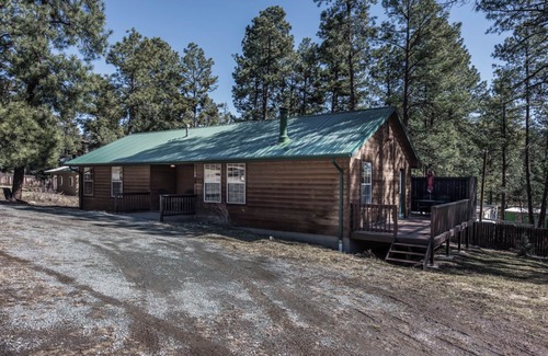Ruidoso Cabin | Cowboy Cabin