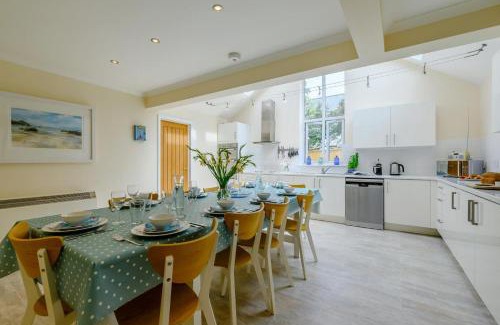 Constantine Bay House | Cowries