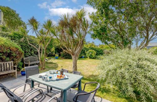 Constantine Bay House | Cowries