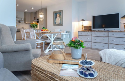Keitum Apartment | Coziness in its most beautiful form, Ellerweih in the captain's village of Keitum.