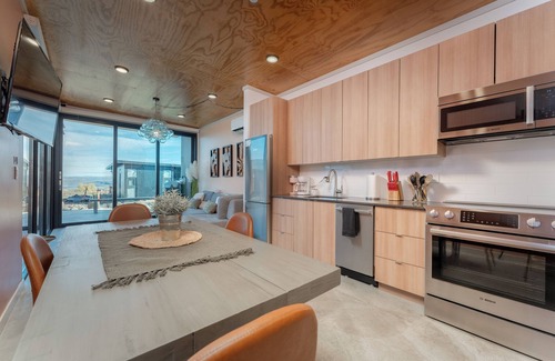 Quincy Condo | Cozy 1-bed condo at Cave B Winery with WiFi, AC & 10 mins to Gorge Ampitheatre