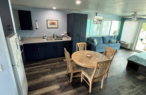 Cedar Key Condo | Cozy 1-bedroom 231 condo in charming Cedar Key with WiFi, AC
