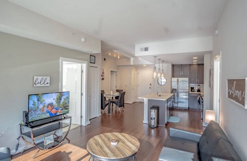 Buckhead Apartment | Cozy 1-bedroom apartment in awesome Atlanta with AC, WiFi, fitness room