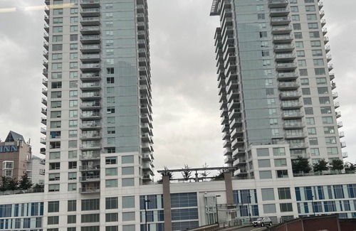 New Westminster Apartment | Cozy 1-Bedroom in the heart of New Westminster