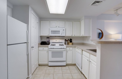 Ballston Apartment | Cozy 1 Bedroom Condo at Ballston